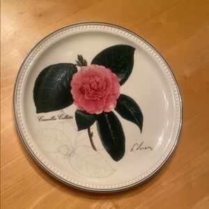 Villeroy & Boch White Decorative Plate🌸